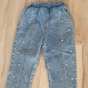 Pearl accent jeans